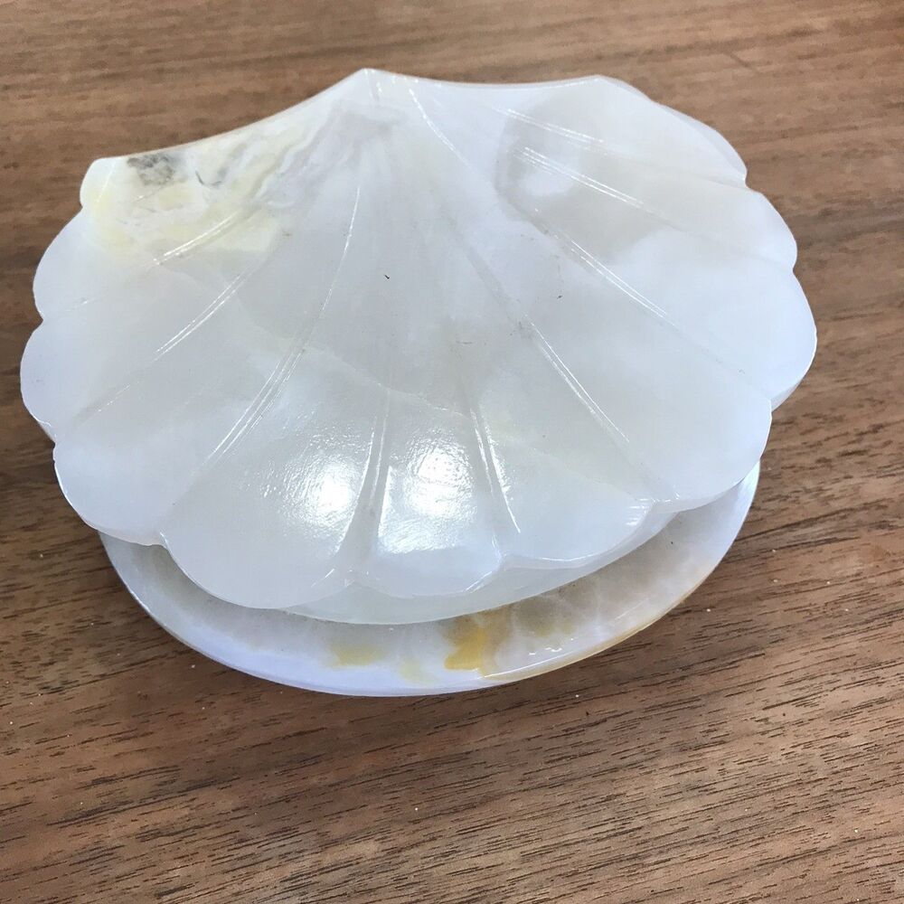 Vintage Trinket Box Marble Natural Stone, Shell Shaped Hinged lid, With Feet